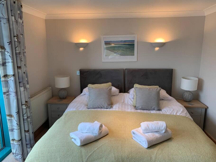 Crabshell Quay Waterfront Living In Kingsbridge Apartamento Kingsbridge  Exterior foto